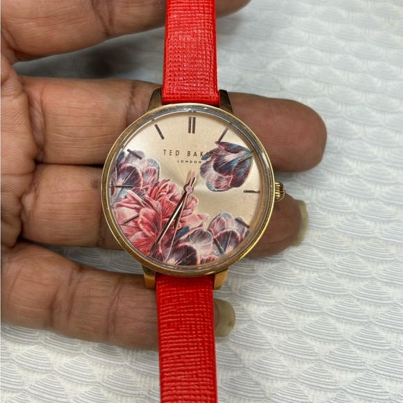 Ted Baker watch - Picture 12 of 14